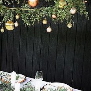 decorating your table for christmas