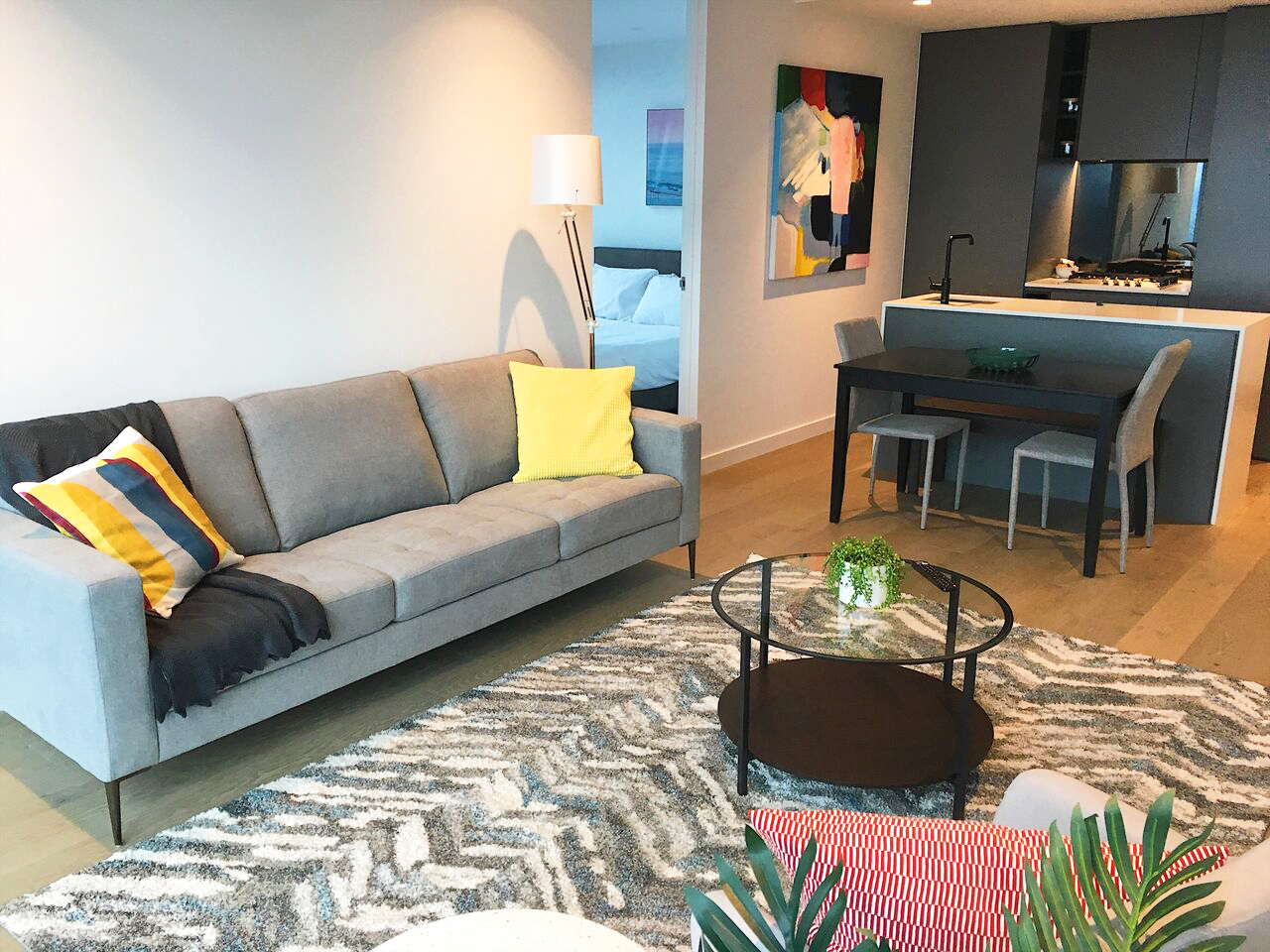 Melbourne CBD Airbnb - decorating on a budget