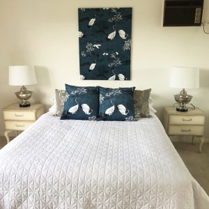 Traditional bedroom - Melbourne Home Staging - Leeder Interiors
