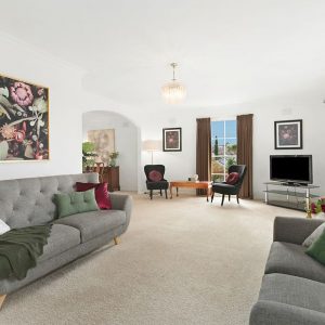 Traditional Living Room - Melbourne Home Staging - Leeder Interiors